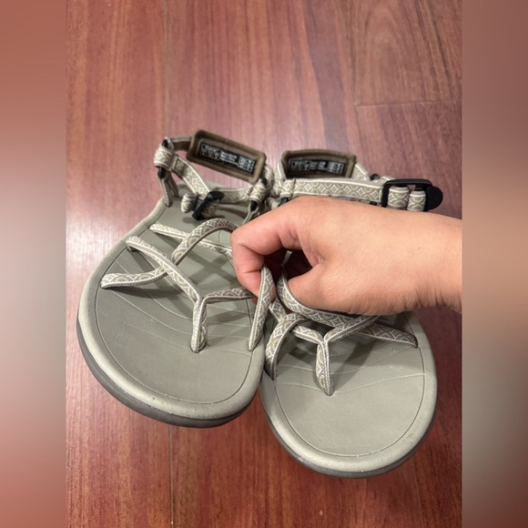 VIAKIX Samara: Walking Sandals for All-Day Comfort SIZE 8 - Picture 3 of 9